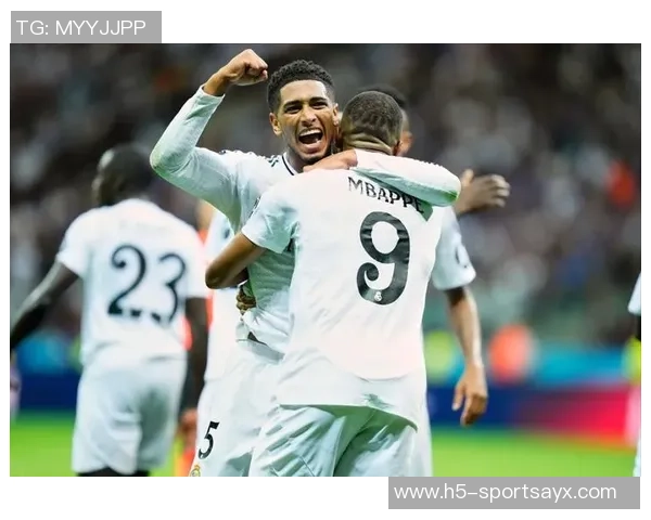 姆巴佩荣获欧洲金靴奖贝林厄姆晒全队合影祝贺兄弟荣耀时刻